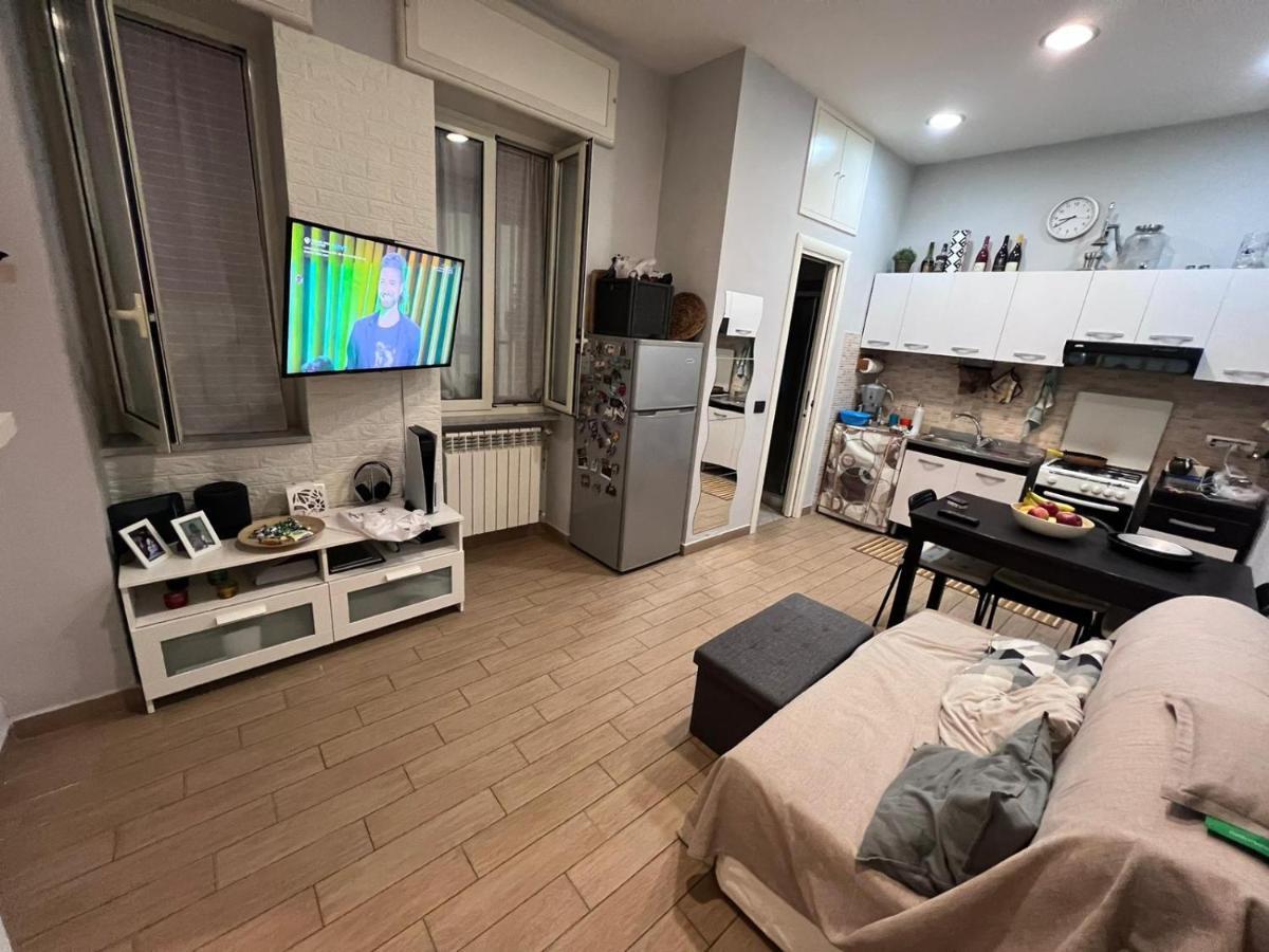 A Casa Di Francesca Apartment เนเปิลส์ ภายนอก รูปภาพ