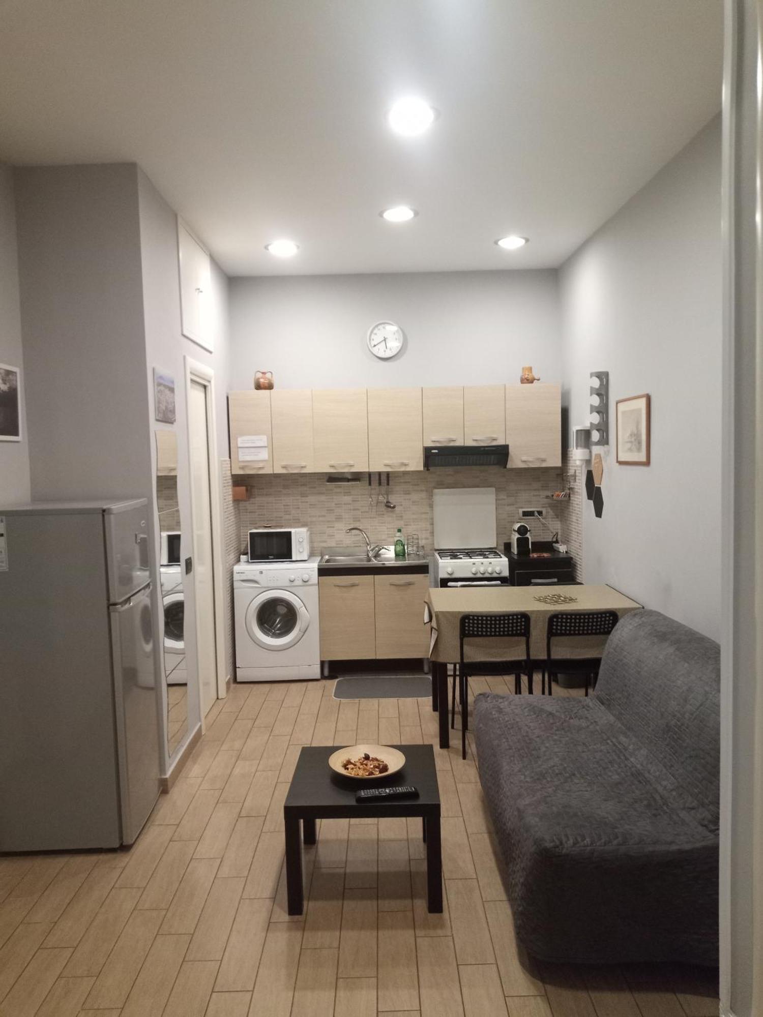 A Casa Di Francesca Apartment เนเปิลส์ ภายนอก รูปภาพ